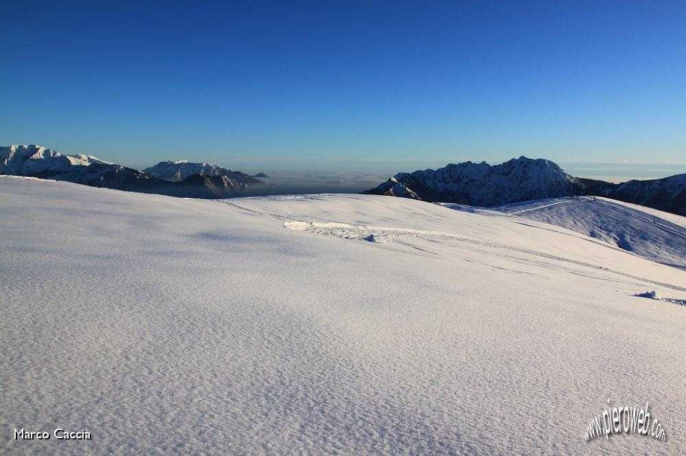 10_Bianco e blu.JPG